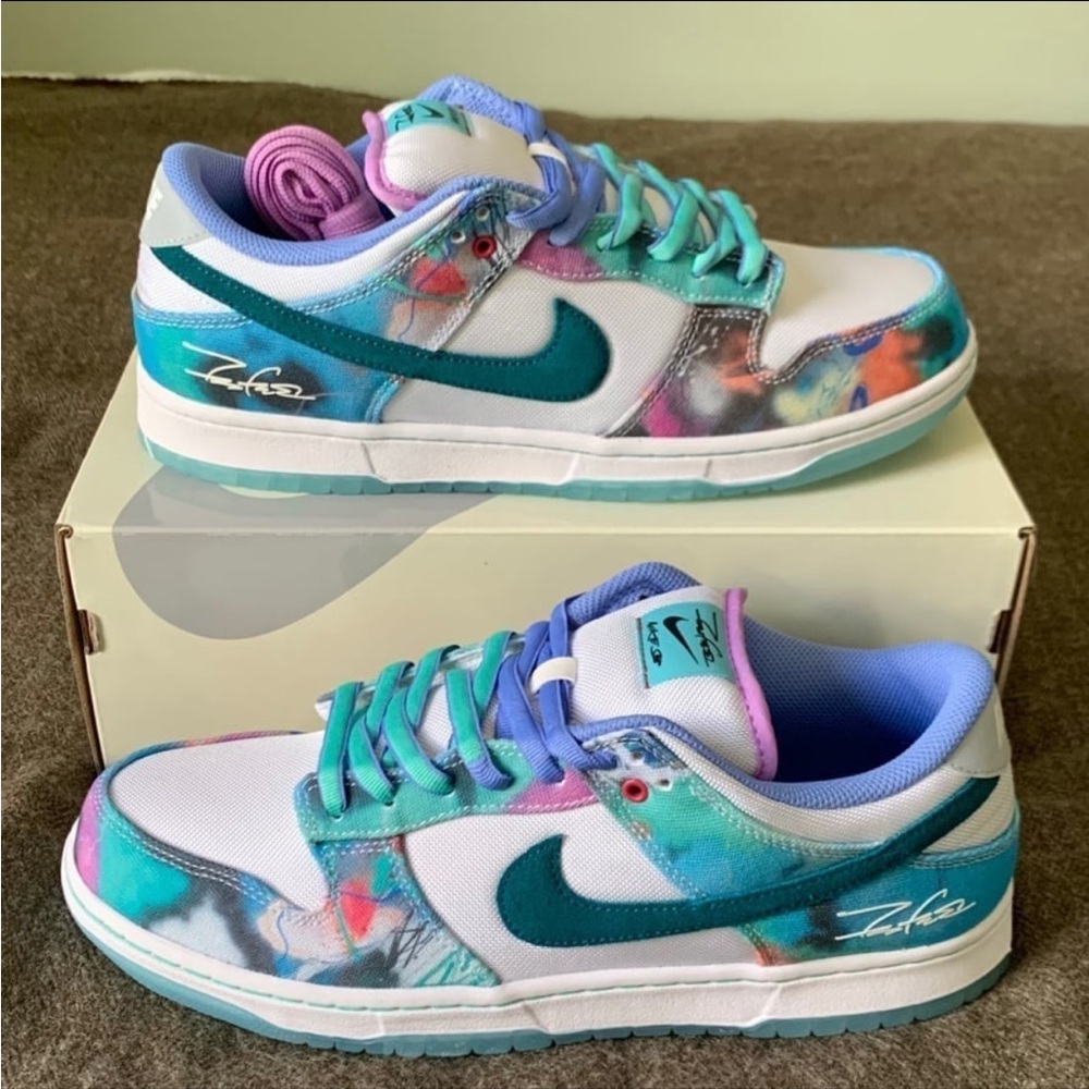 Nike Dunk SB x Futura Labratories